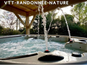 Plein cœur de la nature ~ Jacuzzi Privé 24h/24h